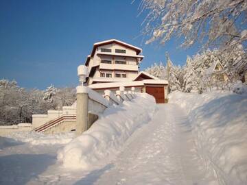 Фотографии Отель Family Hotel Diana г. Lyaskovo (Болгария) №3 Фото Отель Family Hotel Diana г. Lyaskovo 3